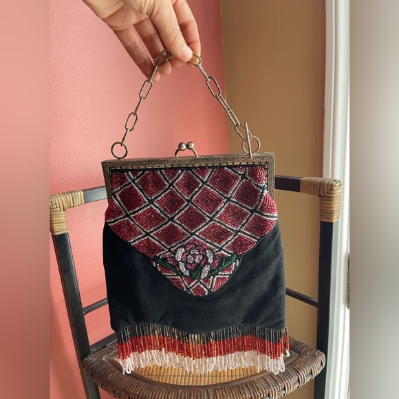 VINTAGE beaded handbag - Picture 3 of 8